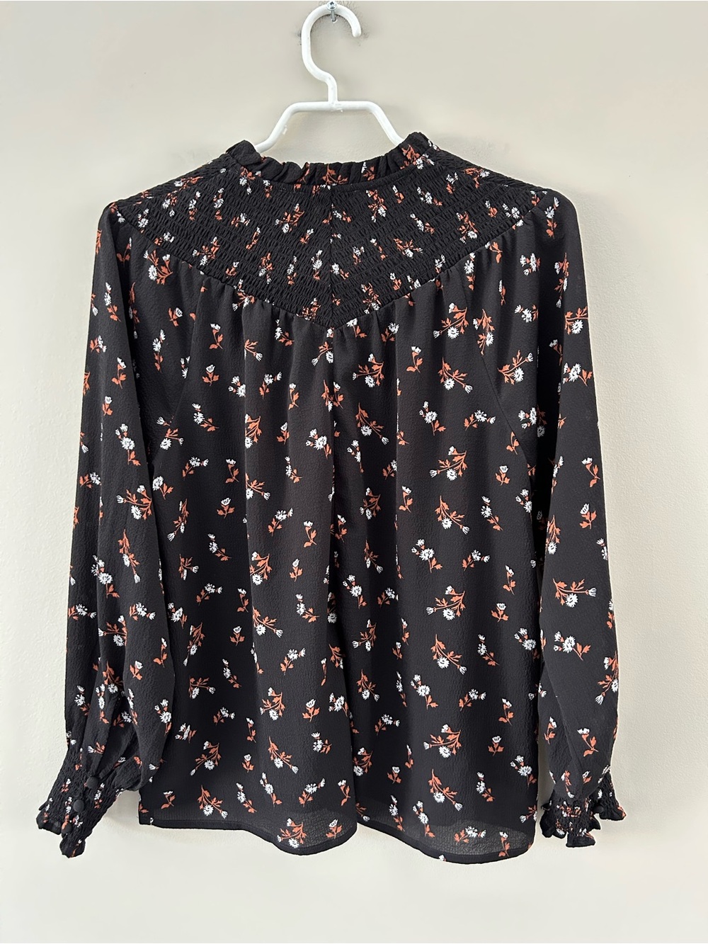 Madewell Dainty Ruched Neck Foliage Print Airy 1/4 Button Down Blouse - Picture 6 of 6